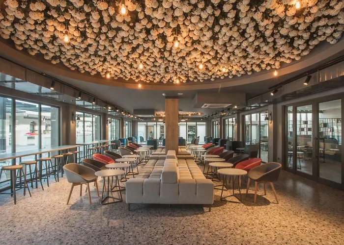 Отель Paloma Orenda